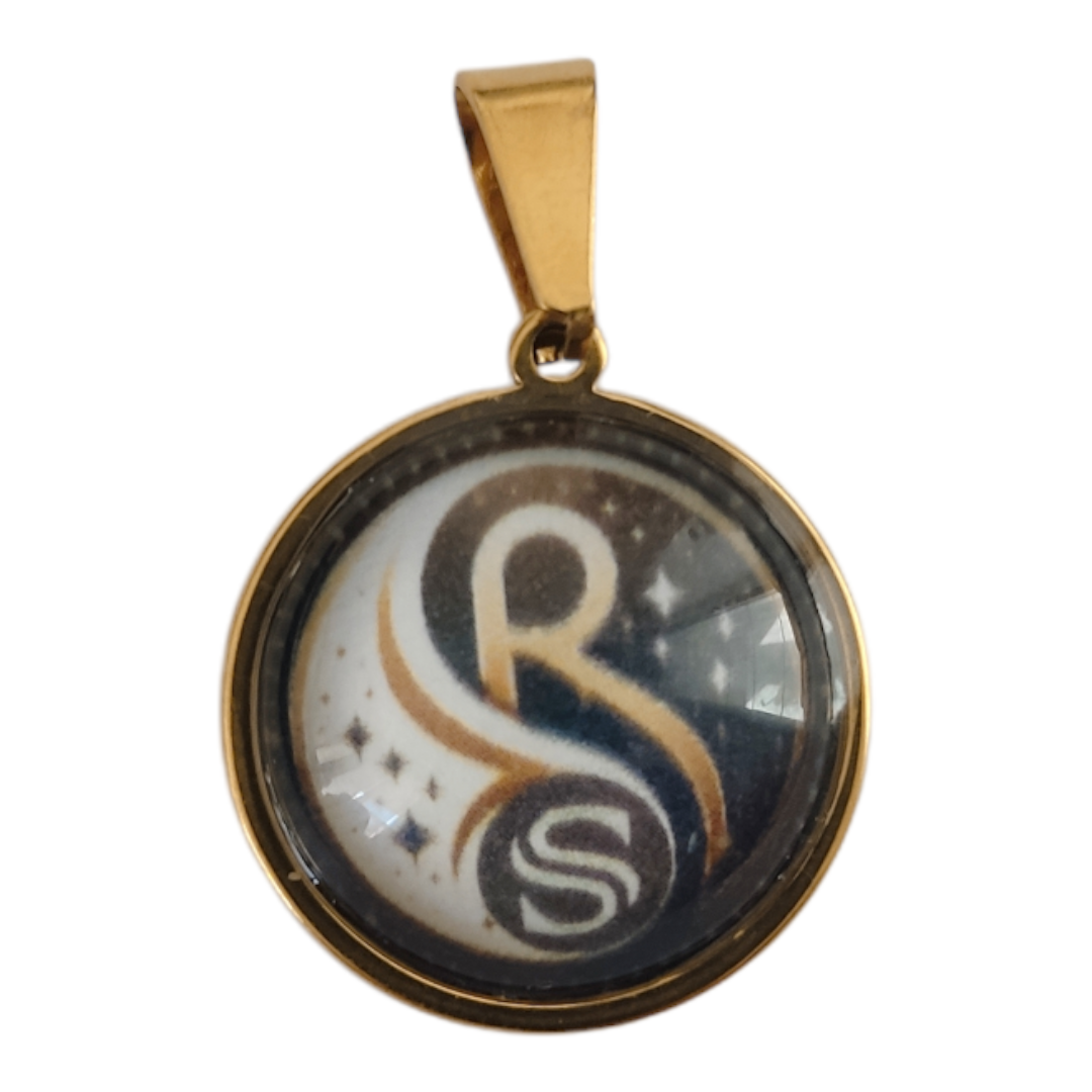 Petit pendentif circulaire verticalité